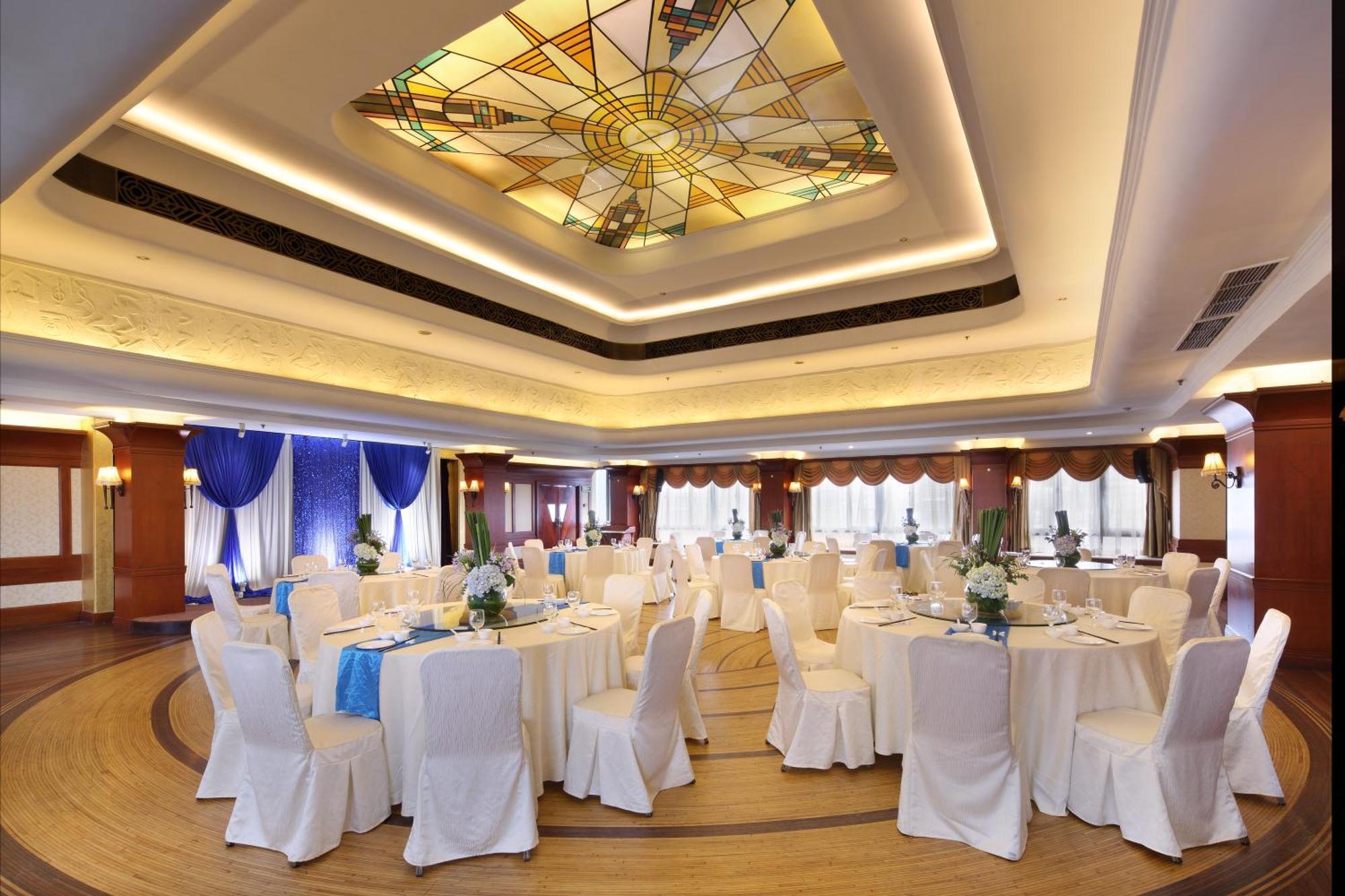 Jin Jiang Park Hotel Shanghái Exterior foto