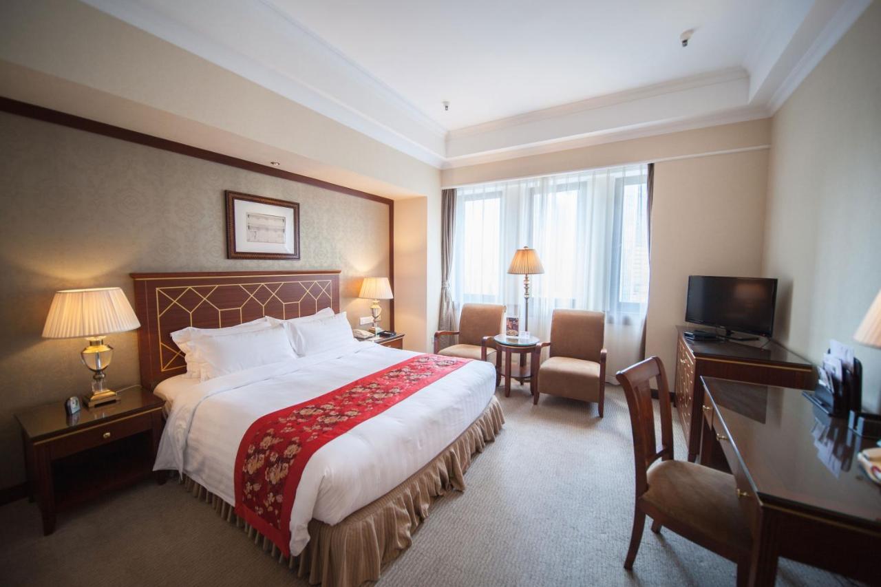 Jin Jiang Park Hotel Shanghái Exterior foto