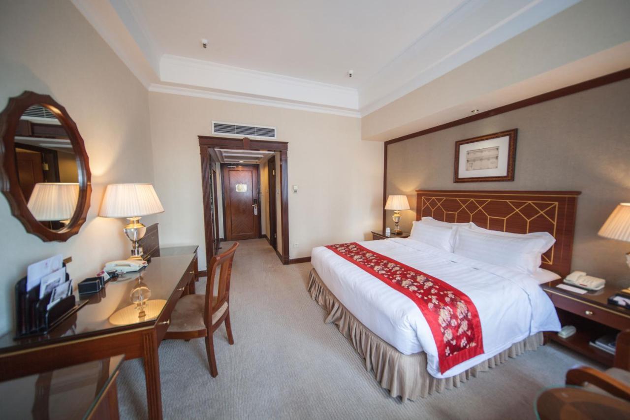 Jin Jiang Park Hotel Shanghái Exterior foto