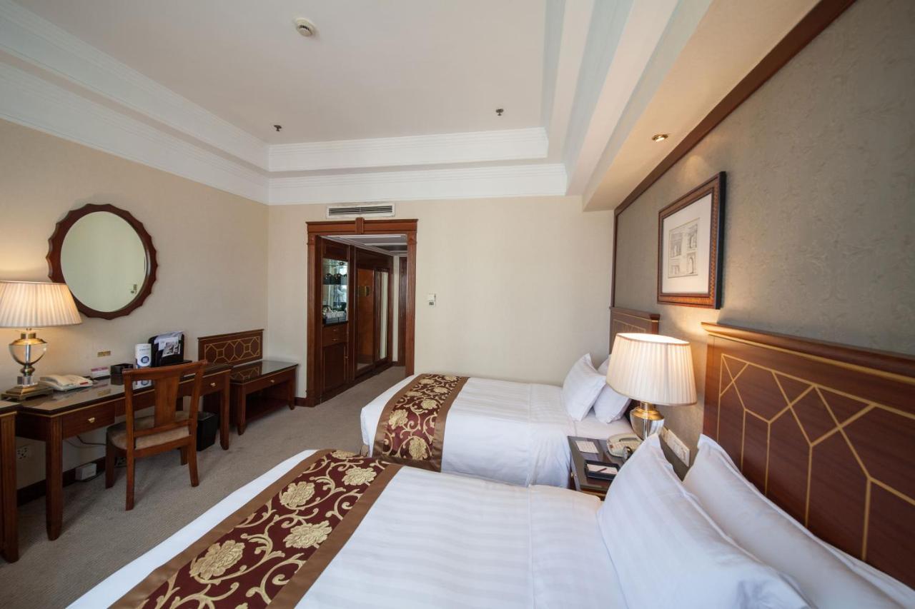 Jin Jiang Park Hotel Shanghái Exterior foto